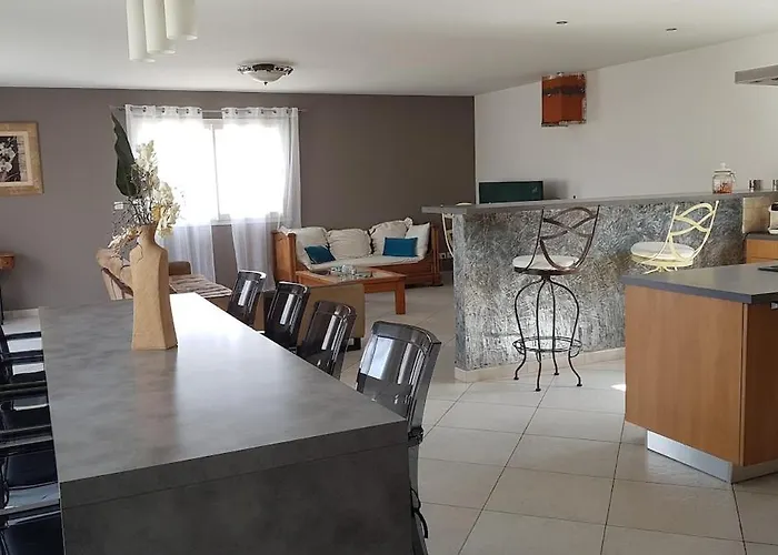 En Corse Villa Biguglia (Corsica)