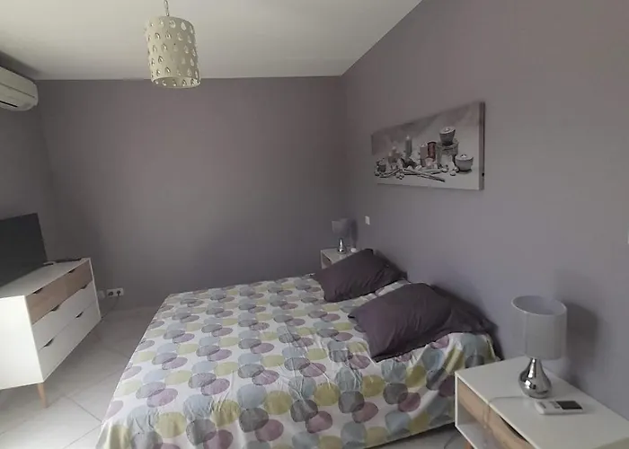 En Corse Villa Biguglia (Corsica)